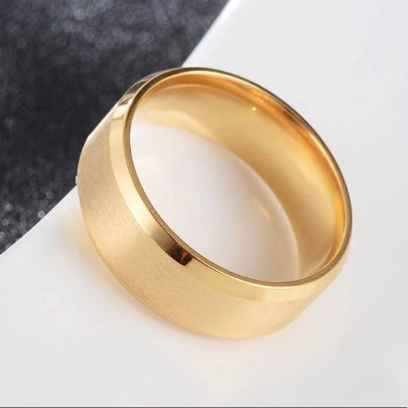 ELIJAX Other - Men’s stainless steel GOLD Ring Wedding band Gift